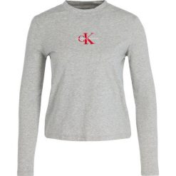 Bluzka Calvin Klein Jeans J20J211804. Szare bluzki damskie Calvin Klein Jeans, xs, bez wzorów, z bawełny, bez kołnierzyka, bez rękawów. W wyprzedaży za 149,00 zł.