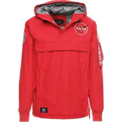Alpha Industries NASA ANORAKFUNKTION Kurtka zimowa speed red. Czerwone marynarki męskie Alpha Industries, na zimę, xl, bez wzorów, z nylonu. Za 839,00 zł.
