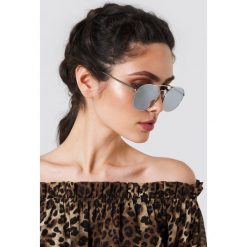 Le Specs Okulary przeciwsłoneczne Revolution - Silver. Szare okulary przeciwsłoneczne damskie marki Le Specs, okrągłe. Za 242,95 zł.
