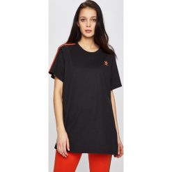 Adidas Originals - Top. Czarne topy damskie adidas Originals, bez wzorów, z bawełny, casualowe, z okrągłym kołnierzem. W wyprzedaży za 99,90 zł.