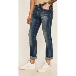 Guess Jeans - Jeansy Angels. Szare jeansy męskie Guess Jeans, m, z aplikacjami. W wyprzedaży za 329,90 zł.
