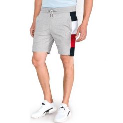 Tommy Hilfiger Szorty Szary. Szare spodenki i szorty męskie s, z bawełny. Za 378,95 zł.