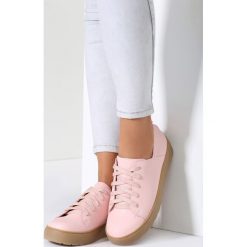 Różowe Creepersy Luxurious Thing. Różowe półbuty damskie marki vices, bez wzorów, na niskim obcasie, na sznurówki. Za 49,99 zł.