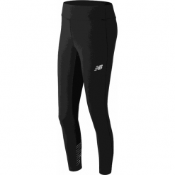 New Balance WP83531BK. Czarne spodnie damskie New Balance, xs, bez wzorów, z bawełny. W wyprzedaży za 139,99 zł.