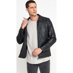 Czarna Kurtka Brihaneh. Czarne kurtki męskie Born2be, xl, bez wzorów. Za 209,99 zł.
