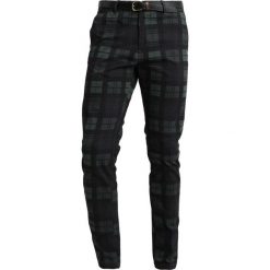 Scotch & Soda STUART CLASSIC GARMENT Chinosy combo. Niebieskie chinosy męskie Scotch & Soda, z bawełny. Za 379,00 zł.