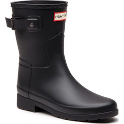 Kalosze HUNTER - Original Refined Short WFS1098RMA Black. Czarne kalosze damskie Hunter, bez wzorów, z tworzywa sztucznego. W wyprzedaży za 419,00 zł.