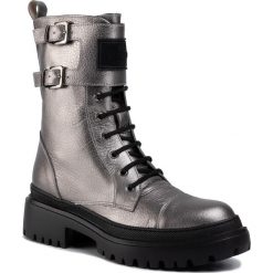 Trapery POLLINI - SA24074G08TE0907 Acciaio. Szare trapery damskie Pollini, ze skóry. W wyprzedaży za 849,00 zł.
