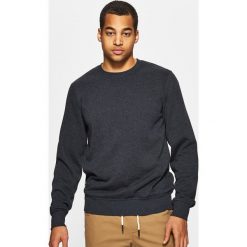 Gładka bluza BASIC - Czarny. Czarne bluzy męskie Cropp, l. Za 59,99 zł.
