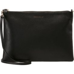 Coccinelle NEW BEST CROSSBODY SOFT Kopertówka noir. Czarne puzderka Coccinelle. Za 549,00 zł.