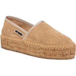 Espadryle LOVE MOSCHINO - JA10493G0AJEF105 Sabbia. Pomarańczowe espadryle damskie Love Moschino, bez wzorów, ze skóry, bez obcasa, na koturnie. Za 489,00 zł.