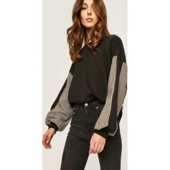 Answear - Bluza. Czarne bluzy damskie ANSWEAR, s, bez wzorów, z bawełny, bez rękawów, bez kaptura. Za 129,90 zł.