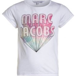 Little Marc Jacobs KURZARM Tshirt z nadrukiem weiß. Białe t-shirty damskie marki Little Marc Jacobs, z nadrukiem, z bawełny. Za 159,00 zł.