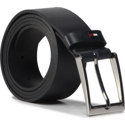 Pasek Męski TOMMY HILFIGER - Layton Leather 3.5 AM0AM05901 CJM. Niebieskie paski męskie TOMMY HILFIGER, w paski, ze skóry. Za 179,00 zł.