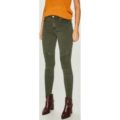 Answear - Jeansy. Szare jeansy damskie marki ANSWEAR, z bawełny. W wyprzedaży za 99,90 zł.