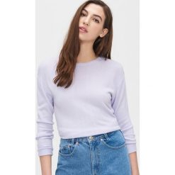 Gładki sweter - Fioletowy. Fioletowe swetry damskie Cropp, xs, bez wzorów, bez rękawów, bez kaptura. Za 49,99 zł.