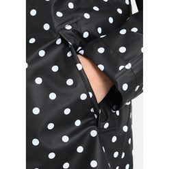 Kurtki damskie: Envii ENCRUMBLE RAINCOAT Kurtka przeciwdeszczowa black