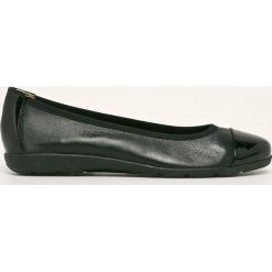 Caprice - Baleriny skórzane. Czarne baleriny damskie Caprice, bez wzorów, ze skóry, bez obcasa, na obcasie. Za 199,90 zł.