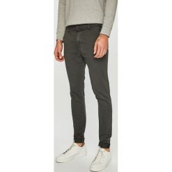 Casual Friday - Spodnie. Szare rurki męskie marki Casual Friday, z elastanu. W wyprzedaży za 119,90 zł.