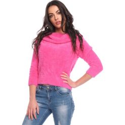 Sweter "Thea" w kolorze fuksji. Różowe swetry damskie Scarlet Jones, s, bez wzorów, bez rękawów, bez kaptura. W wyprzedaży za 169,95 zł.