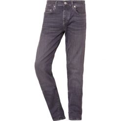 True Religion ROCCO Jeansy Slim Fit anthra grey. Czarne jeansy męskie marki True Religion, m, bez wzorów. Za 929,00 zł.