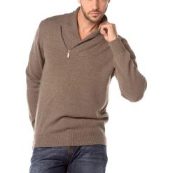 Golfy męskie: Sweter w kolorze jasnobrązowym