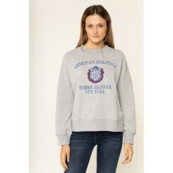 Bluza TOMMY HILFIGER Ozlem WW0WW25928. Szare bluzy damskie TOMMY HILFIGER, s, bez wzorów, z bawełny, bez rękawów, bez kaptura. W wyprzedaży za 229,00 zł.