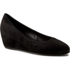 Półbuty HÖGL - 0-184202 Black 0100. Czarne półbuty damskie na koturnie marki HÖGL, z materiału. W wyprzedaży za 349,00 zł.
