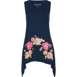 Top bonprix ciemnoniebieski z nadrukiem. Niebieskie topy damskie bonprix, z nadrukiem. Za 54,99 zł.