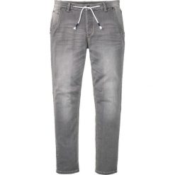 Dżinsy dresowe Regular Fit Tapered bonprix jasnoszary denim. Szare jeansy męskie bonprix, m, bez wzorów. Za 134,99 zł.