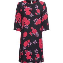Sukienka z wiskozy bonprix czarno-czerwony w kwiaty. Czarne sukienki damskie bonprix, w kwiaty, z wiskozy, eleganckie, bez kołnierzyka, bez rękawów. Za 74,99 zł.