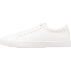 Tenisówki męskie: Zalando Essentials Tenisówki i Trampki white