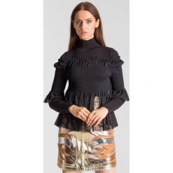 Czarny dwuczęściowy sweter damski. Czarne swetry damskie Patrizia Pepe, s, z aplikacjami, z wełny, z krótkim rękawem, krótkie, bez kaptura. Za 507,60 zł.