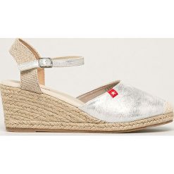 Big Star - Espadryle. Szare koturny damskie BIG STAR, z okrągłym noskiem, bez obcasa, na obcasie, na klamry. Za 99,90 zł.
