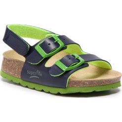 Sandały SUPERFIT - 4-00124-81 M Blau. Niebieskie sandały chłopięce marki Superfit, ze skóry ekologicznej, bez zapięcia. Za 129,00 zł.