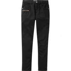 Spodnie chino TAPERED z kieszenią z zamkiem bonprix czarny. Czarne spodnie chłopięce bonprix, bez wzorów. Za 49,99 zł.