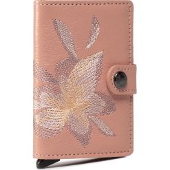 Mały Portfel Damski SECRID - Miniwallet MSt Stitch Magnolia Rose. Różowe portfele damskie Secrid, bez wzorów, ze skóry. Za 339,00 zł.