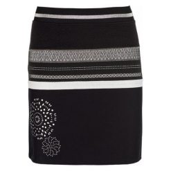 Desigual Spódnica Damska Jana M Czarna. Czarne spódniczki damskie marki Desigual, m, bez wzorów, eleganckie. W wyprzedaży za 238,00 zł.