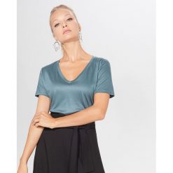 Koszulka z wiskozy - Turkusowy. Niebieskie bluzki damskie Mohito, xl, bez wzorów, z wiskozy, bez kołnierzyka, bez rękawów. W wyprzedaży za 29,99 zł.