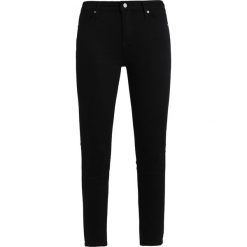 GAP SCULPT SKINNY Jeans Skinny Fit black. Czarne jeansy damskie relaxed fit marki GAP, z bawełny. W wyprzedaży za 179,40 zł.