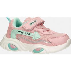 Różowe buty sportowe na rzep casu 20t6/m. Różowe buty dziewczęce sportowe Casu, bez wzorów, bez zapięcia. Za 59,99 zł.