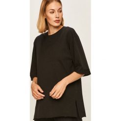 Answear - T-shirt. Czarne bluzki damskie ANSWEAR, s, bez wzorów, z bawełny, z okrągłym kołnierzem. Za 49,90 zł.