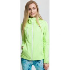 Kurtka miejska damska KUD010 - żółty neon. Żółte kurtki damskie marki 4f, m, bez wzorów, z materiału, bez kaptura. W wyprzedaży za 299,99 zł.