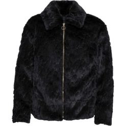 Kurtka ze sztucznego futerka bonprix czarny. Czarne kurtki damskie marki bonprix, bez wzorów, bez kaptura. Za 239,99 zł.