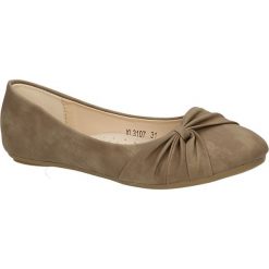 Baleriny xl3107. Baleriny dziewczęce Casu, bez wzorów, bez obcasa. Za 39,99 zł.