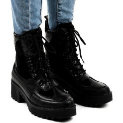 Czarne zamszowe traperki wiązane G-7646. Czarne botki damskie ButyModne, z zamszu, bez obcasa, na obcasie, na sznurówki. Za 169,00 zł.