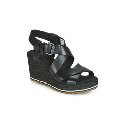 Sandały Timberland NICE COAST ANKLE STRAP. Czarne sandały damskie Timberland, bez wzorów, bez obcasa, bez zapięcia. Za 529,00 zł.