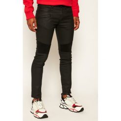 Jeansy Slim Fit Hugo 50413532. Czarne jeansy męskie HUGO, m, bez wzorów. W wyprzedaży za 339,00 zł.