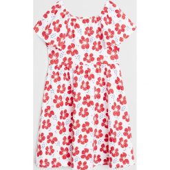 Mango Kids - Sukienka dziecięca Martina 110-164 cm. Białe sukienki dziewczęce Mango Kids, w kwiaty, z bawełny, z krótkim rękawem, krótkie, mini, rozkloszowane. W wyprzedaży za 47,90 zł.