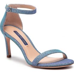 Sandały STUART WEITZMAN - Nunakedstraight ZL37410 Aqua Ice Nighttime. Niebieskie klapki damskie marki Stuart Weitzman, bez wzorów, ze skóry, bez obcasa, na obcasie. Za 1889,00 zł.